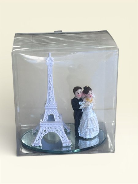 توزيعات كرستال مع برج ايڤل