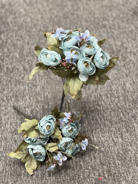 ورد بيوني ازرق