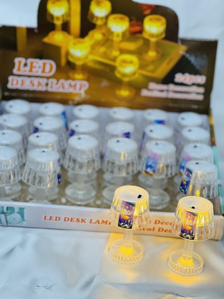 تيبل لامب مضيء مع عبارة رمضان كريم