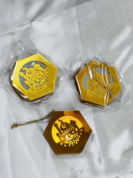 تعليقات مضيئة خشب / سداسية