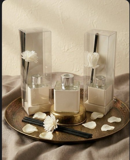 توزيعات فواحات عطرية مع تغليف