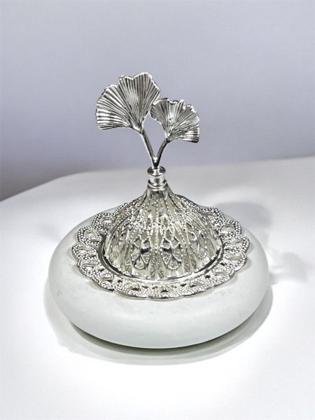 مبخرة نحاسية فضي & صحن كونكريت