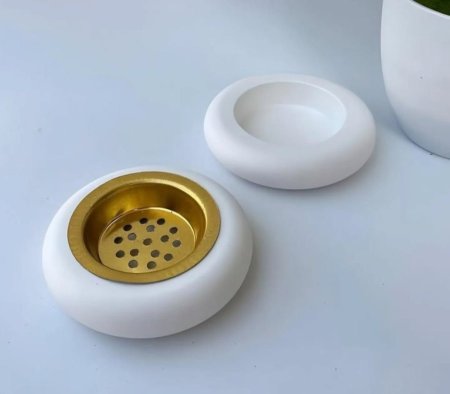 مبخرة صحن كونكريت مع مصفاية