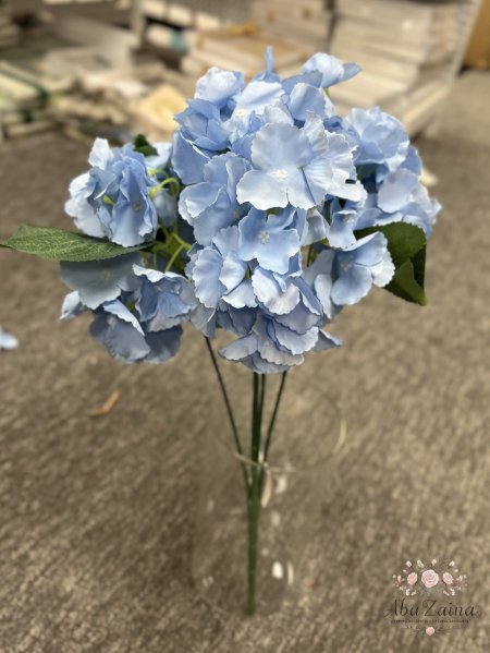 ازرق سماوي